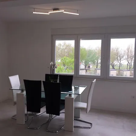 Apartment Apartman Luka Duce